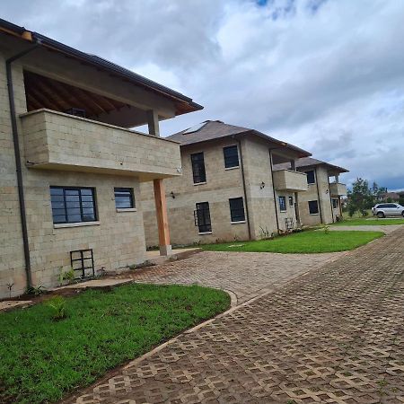 The Landing Nanyuki Cottages Экстерьер фото